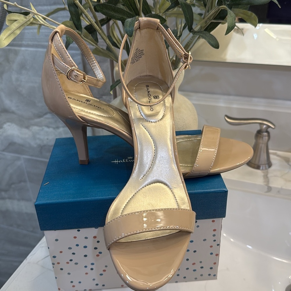 Bandolino Heels